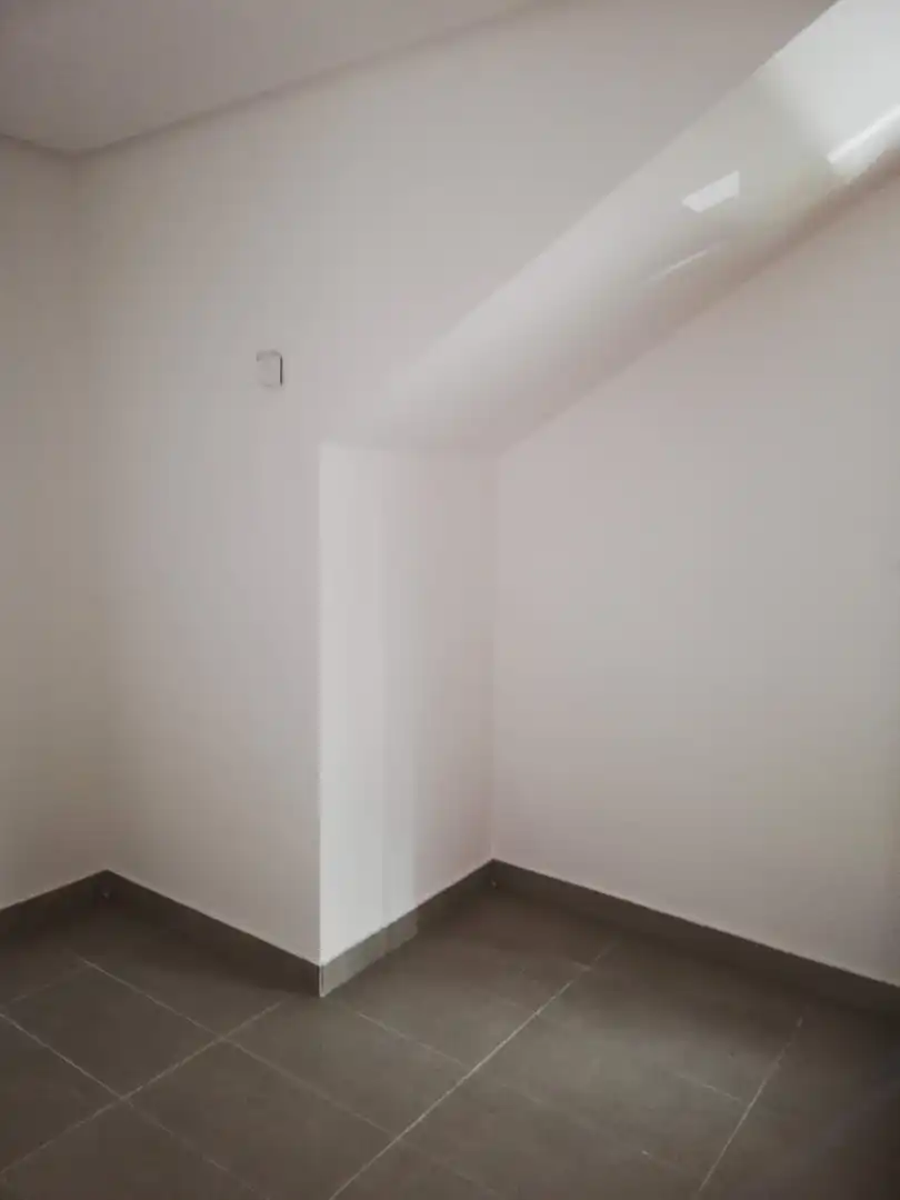Casa o chalet en venta en Calle Dámaso Alonso, 22, Los Hueros Casa o chalet en venta en Villalbilla con Calefacción, Jardín privado y Parquet