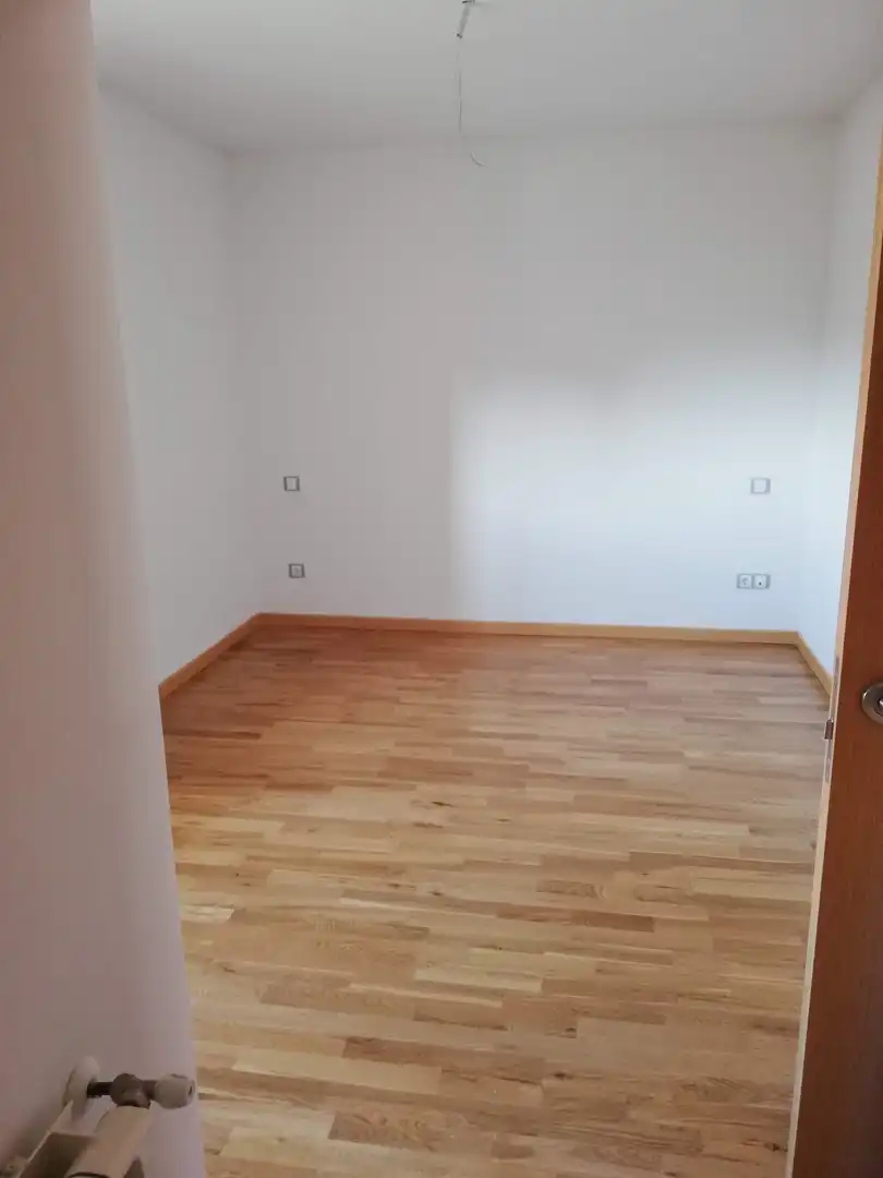 Casa o chalet en venta en Calle Dámaso Alonso, 22, Los Hueros Casa o chalet en venta en Villalbilla con Calefacción, Jardín privado y Parquet