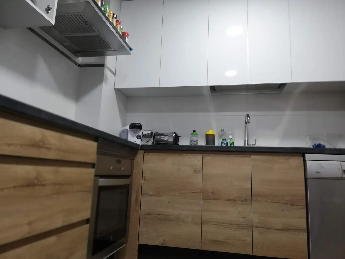 Casa o chalet en venta en Calle Dámaso Alonso, 22, Los Hueros Cocina de Casa o chalet en venta en Villalbilla con Calefacción, Jardín privado y Parquet