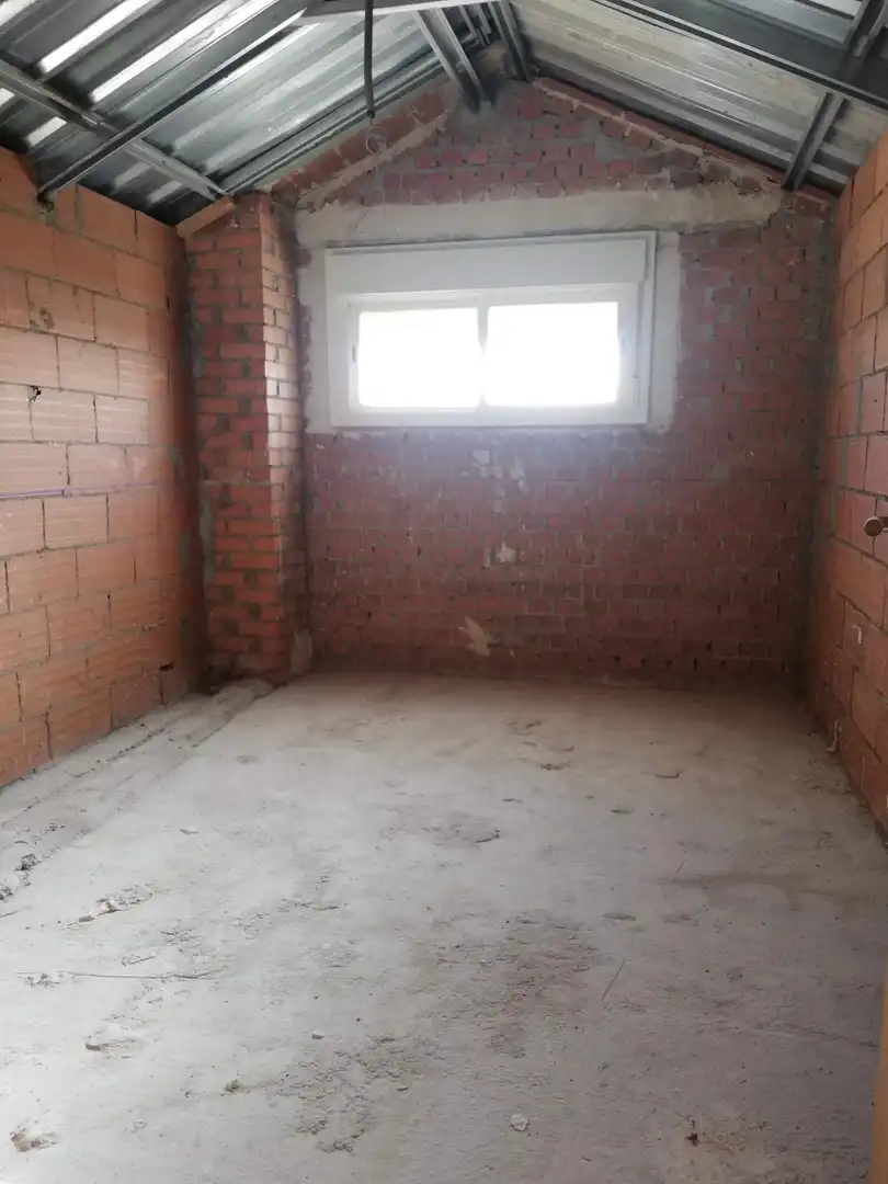 Casa o chalet en venta en Calle Dámaso Alonso, 22, Los Hueros Casa o chalet en venta en Villalbilla con Calefacción, Jardín privado y Parquet