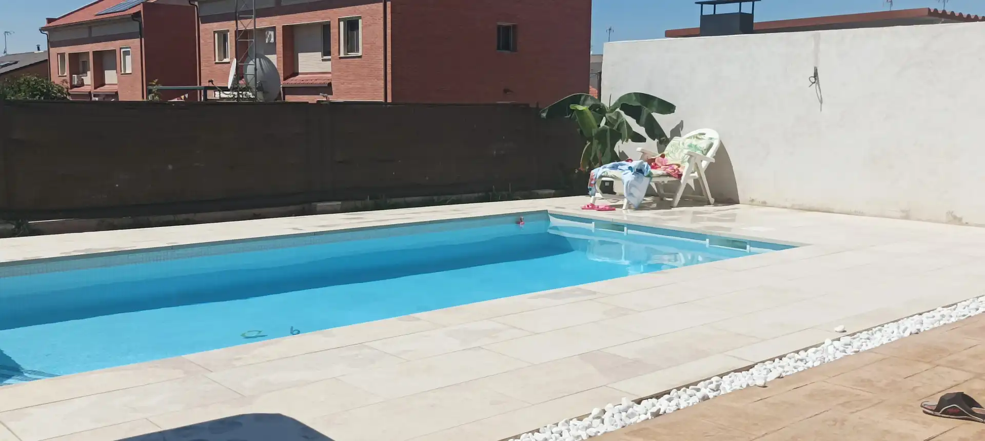 Casa o chalet en venta en Calle Dámaso Alonso, 22, Los Hueros Piscina de Casa o chalet en venta en Villalbilla con Calefacción, Jardín privado y Parquet
