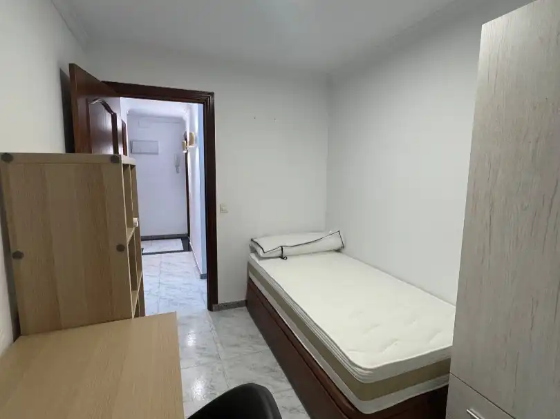 Habitación en Calle Héroe de Sostoa, 76, La Princesa Habitación en Calle Héroe de Sostoa, 76, La Princesa