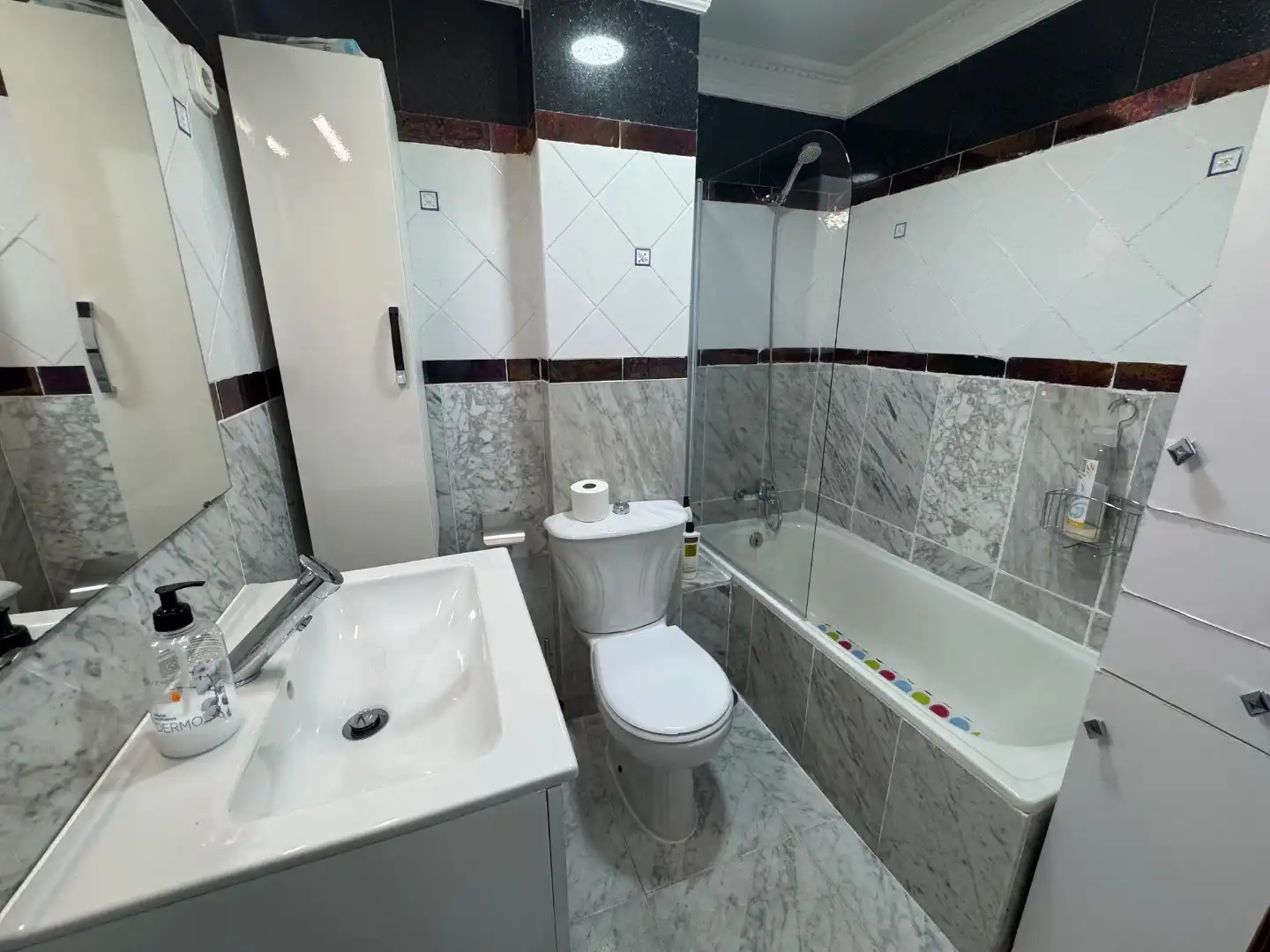 Habitación en Calle Héroe de Sostoa, 76, La Princesa Habitación en Calle Héroe de Sostoa, 76, La Princesa