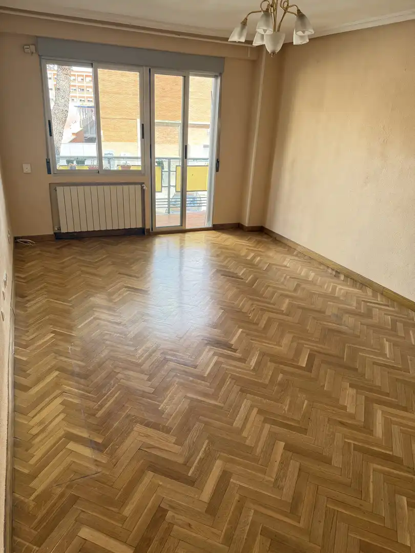 Living room of Flat for sale in  Madrid Capital  with Terrace