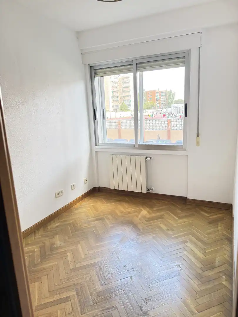 Bedroom of Flat for sale in  Madrid Capital  with Terrace
