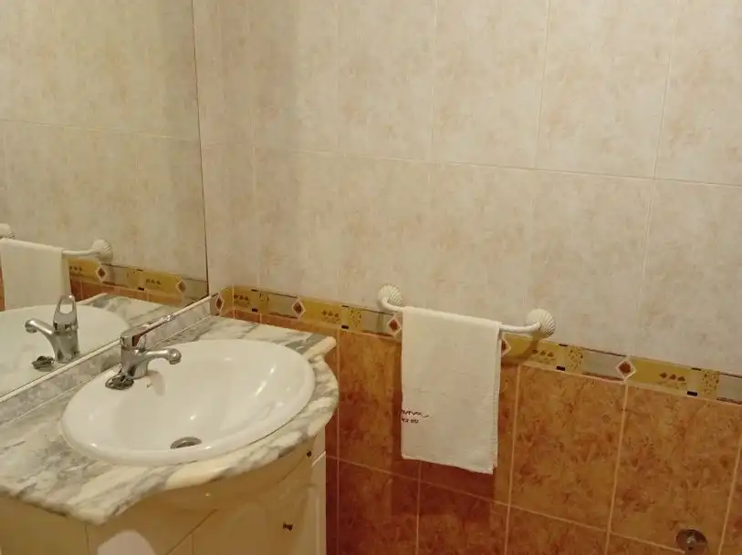 Ground floor for sale in Calle Concejo, 6, Espino de la Orbada Bathroom of Ground floor for sale in Espino de la Orbada with Furnished