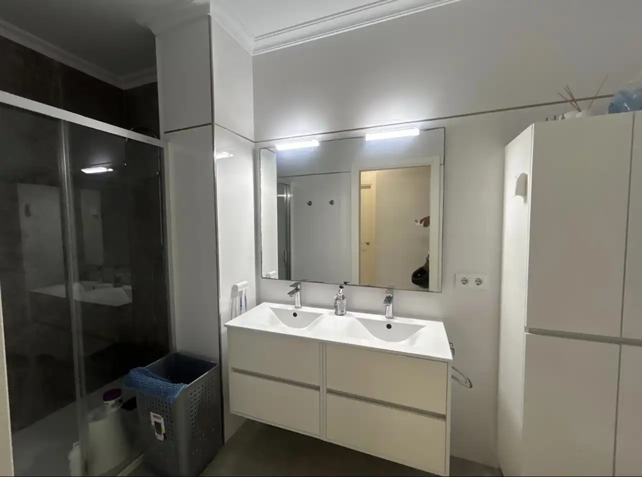Baño de Piso en venta en Los Palacios y Villafranca con Aire acondicionado, Calefacción y Terraza