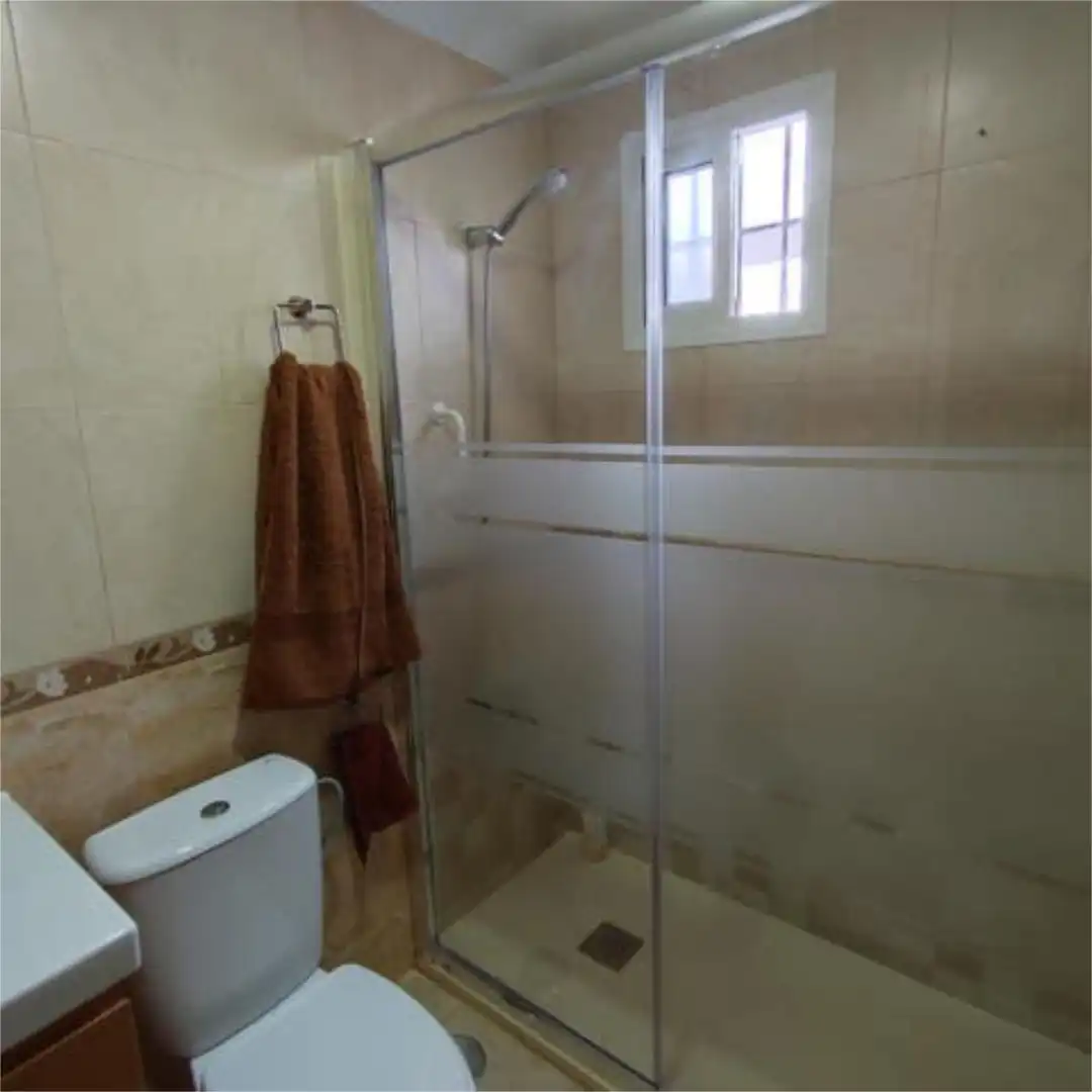 Flat for rent in Santuario Bathroom of Flat for rent in Chipiona with Heating, Terrace and Furnished