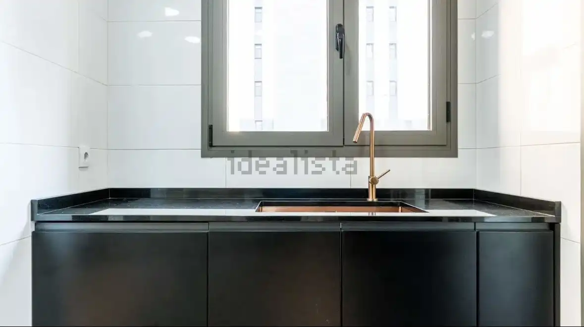 Kitchen of Flat for sale in Madrid
