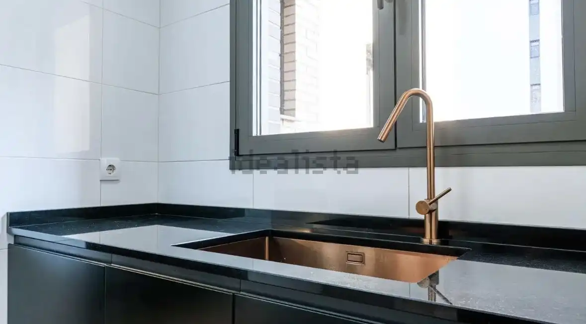 Kitchen of Flat for sale in Madrid