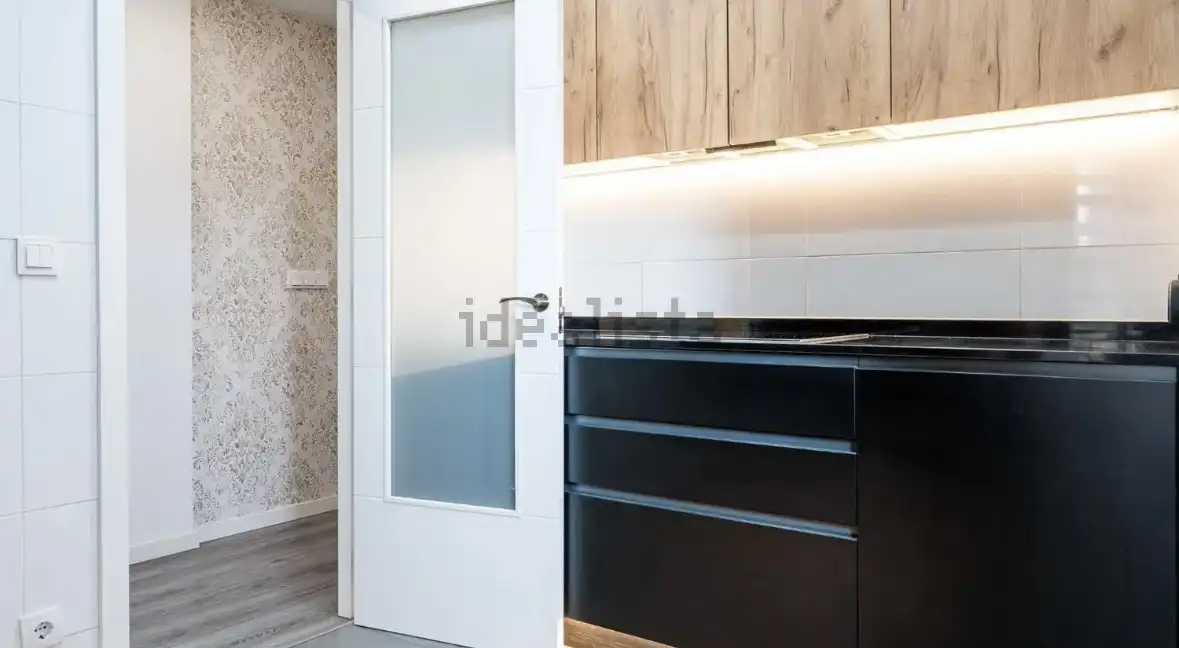 Kitchen of Flat for sale in Madrid