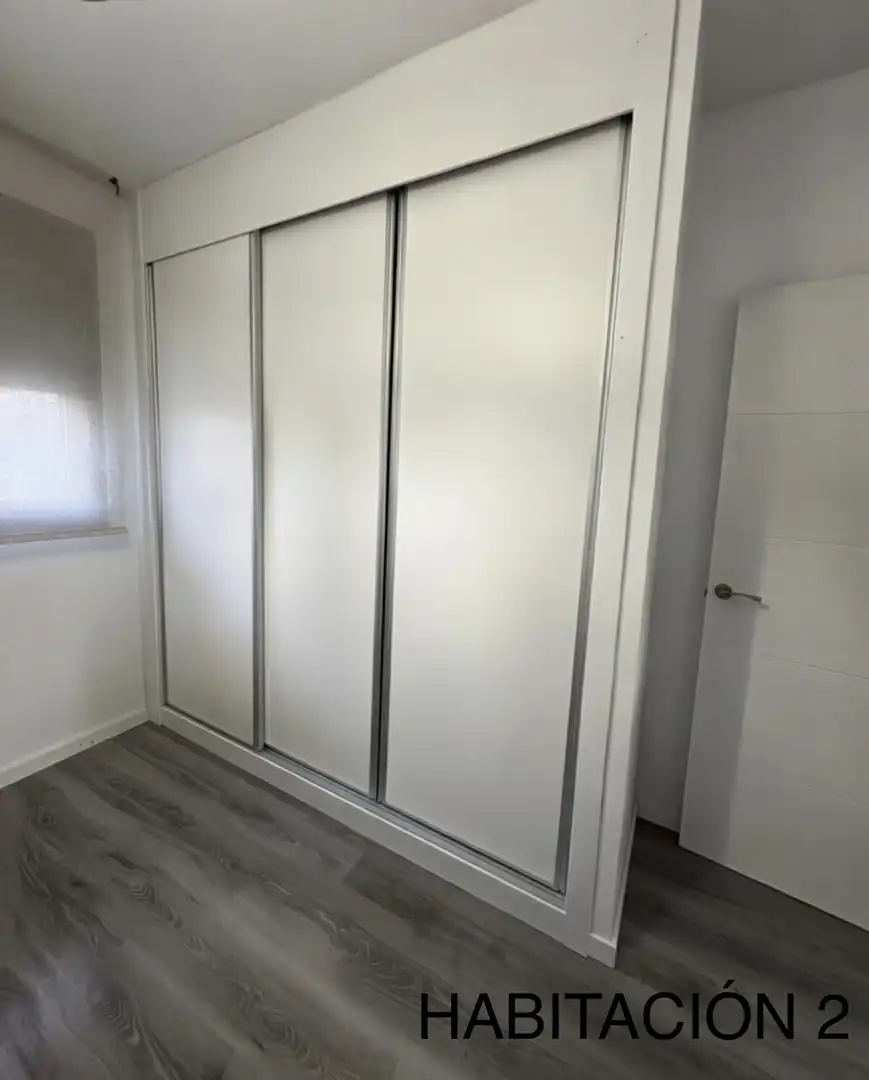 Bedroom of Flat for sale in Madrid
