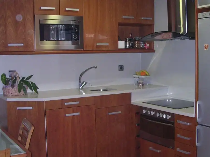 Wohnung zur Miete in Calle de Terminillo, 75, Barrio de Delicias Küche von Wohnung zur Miete in Zaragoza mit Heizung, Terrasse und Abstellraum