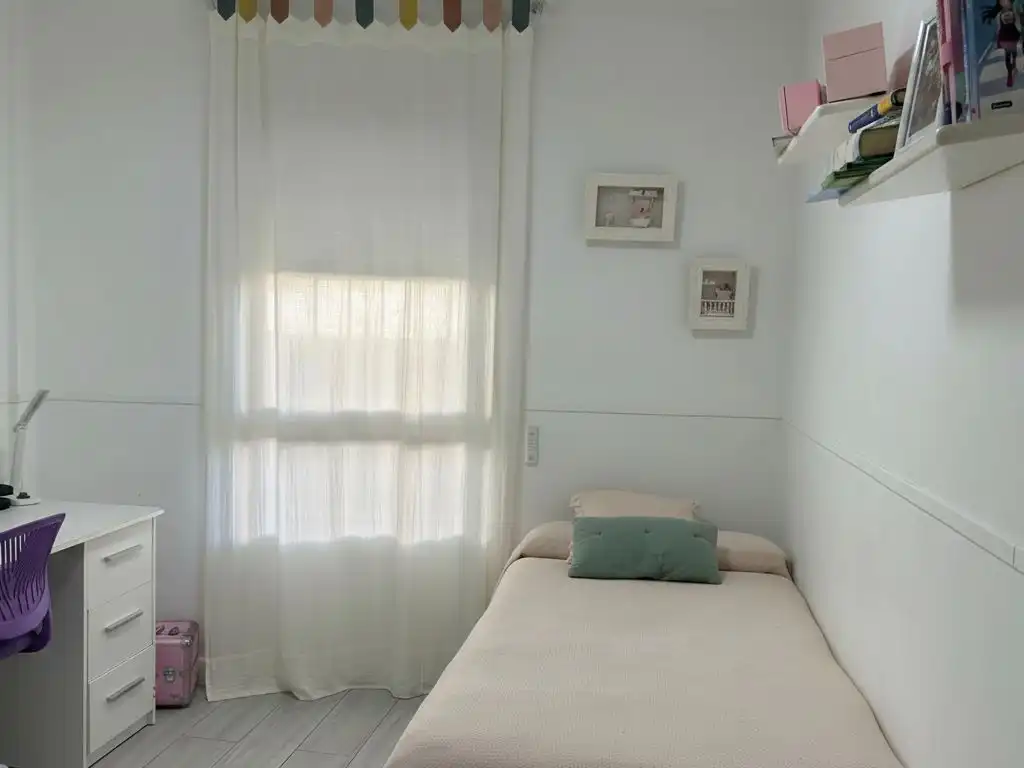 Flat for sale in Avenida de Espera, 98, Pozoalbero Bedroom of Flat for sale in Jerez de la Frontera with Air Conditioner, Heating and Swimming Pool