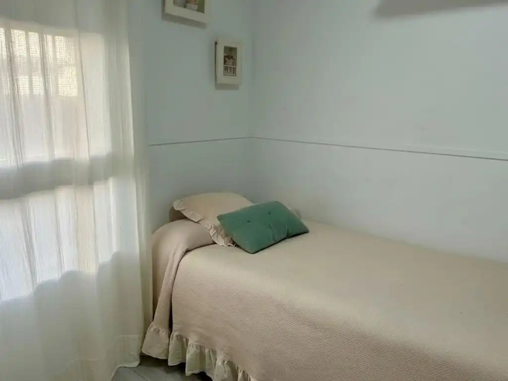 Flat for sale in Avenida de Espera, 98, Pozoalbero Bedroom of Flat for sale in Jerez de la Frontera with Air Conditioner, Heating and Swimming Pool
