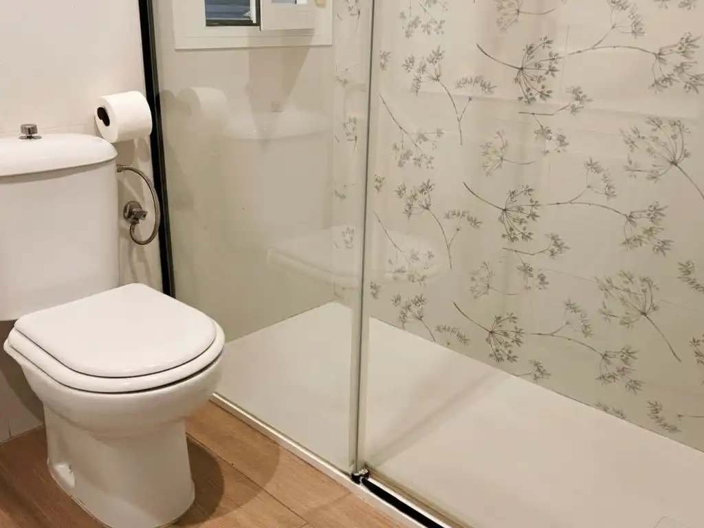 Flat for sale in Avenida de Espera, 98, Pozoalbero Bathroom of Flat for sale in Jerez de la Frontera with Air Conditioner, Heating and Swimming Pool