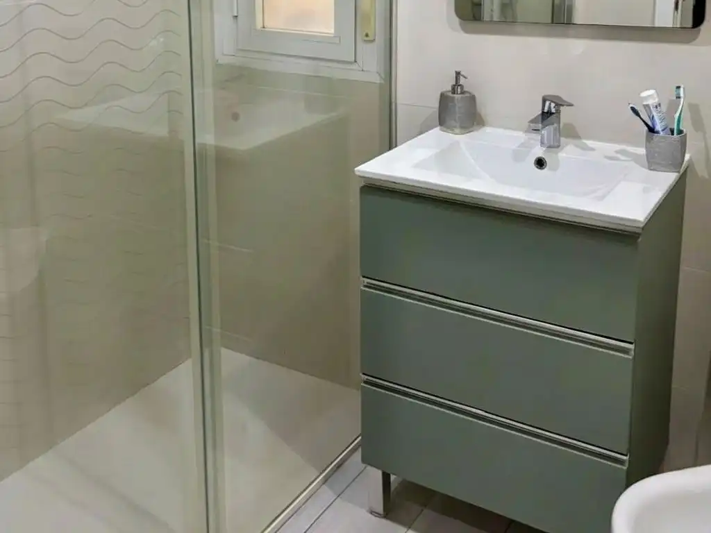 Flat for sale in Avenida de Espera, 98, Pozoalbero Bathroom of Flat for sale in Jerez de la Frontera with Air Conditioner, Heating and Swimming Pool