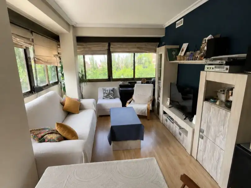 Piso en venta en Camino de Valderribas, 93, Numancia Sala de estar de Piso en venta en Madrid con Aire acondicionado, Calefacción y Parquet