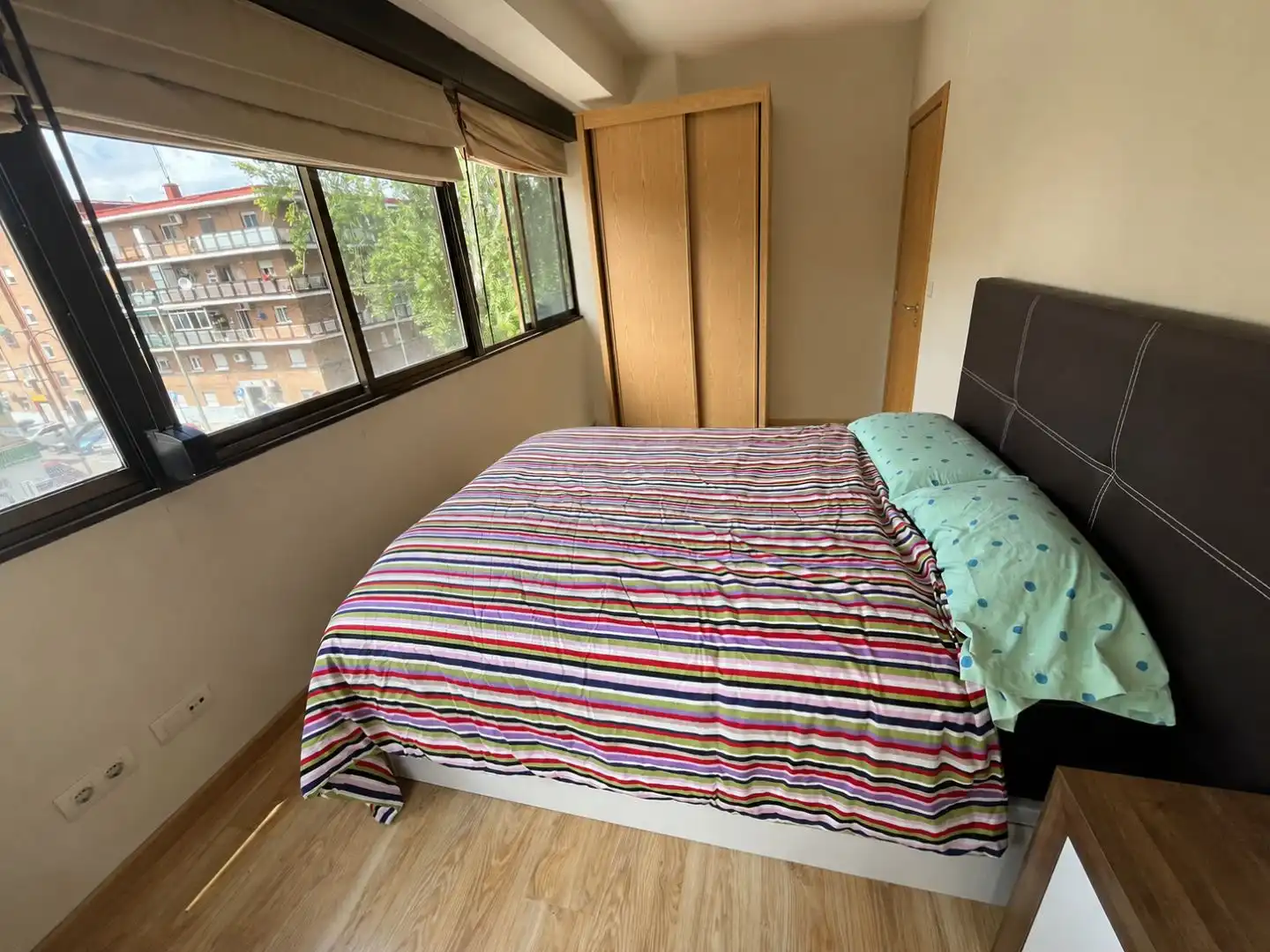 Piso en venta en Camino de Valderribas, 93, Numancia Habitación de Piso en venta en Madrid con Aire acondicionado, Calefacción y Parquet