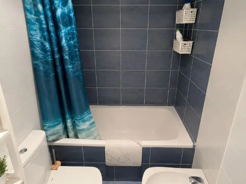 Piso en venta en Camino de Valderribas, 93, Numancia Baño de Piso en venta en Madrid con Aire acondicionado, Calefacción y Parquet