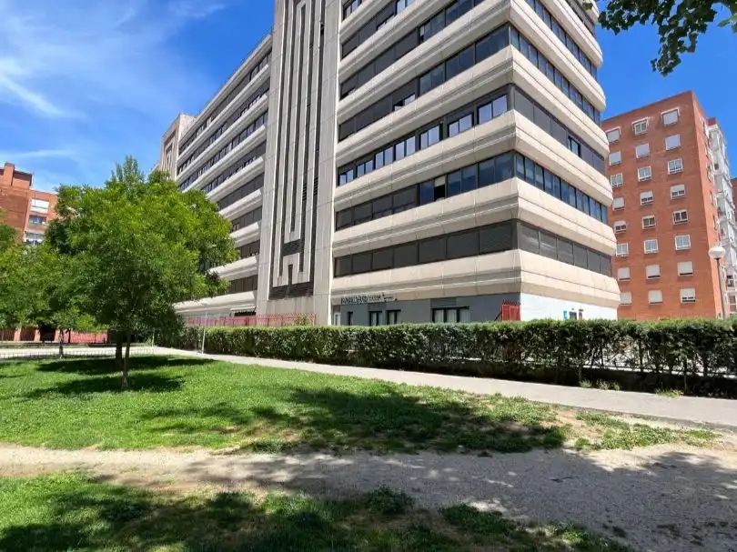 Piso en venta en Camino de Valderribas, 93, Numancia Vista exterior de Piso en venta en Madrid con Aire acondicionado, Calefacción y Parquet