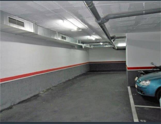 Garaje en Alquiler en Centre