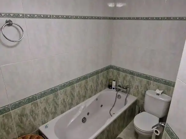 Habitación en Calle Ingeniero de la Torre Acosta, 7, Carranque - Haza Cuevas Habitación en Calle Ingeniero de la Torre Acosta, 7, Carranque - Haza Cuevas