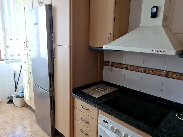 Habitación en Calle Ingeniero de la Torre Acosta, 7, Carranque - Haza Cuevas Habitación en Calle Ingeniero de la Torre Acosta, 7, Carranque - Haza Cuevas