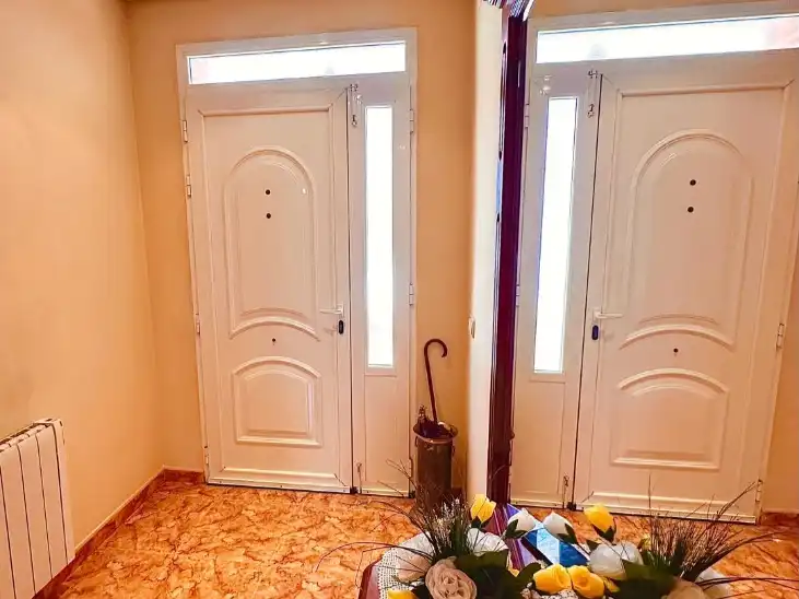 Wohnung zum Verkauf in Calle Quirós, 7, Ajofrín Wohnung zum Verkauf in Ajofrín mit Privatgarten, Terrasse und Abstellraum