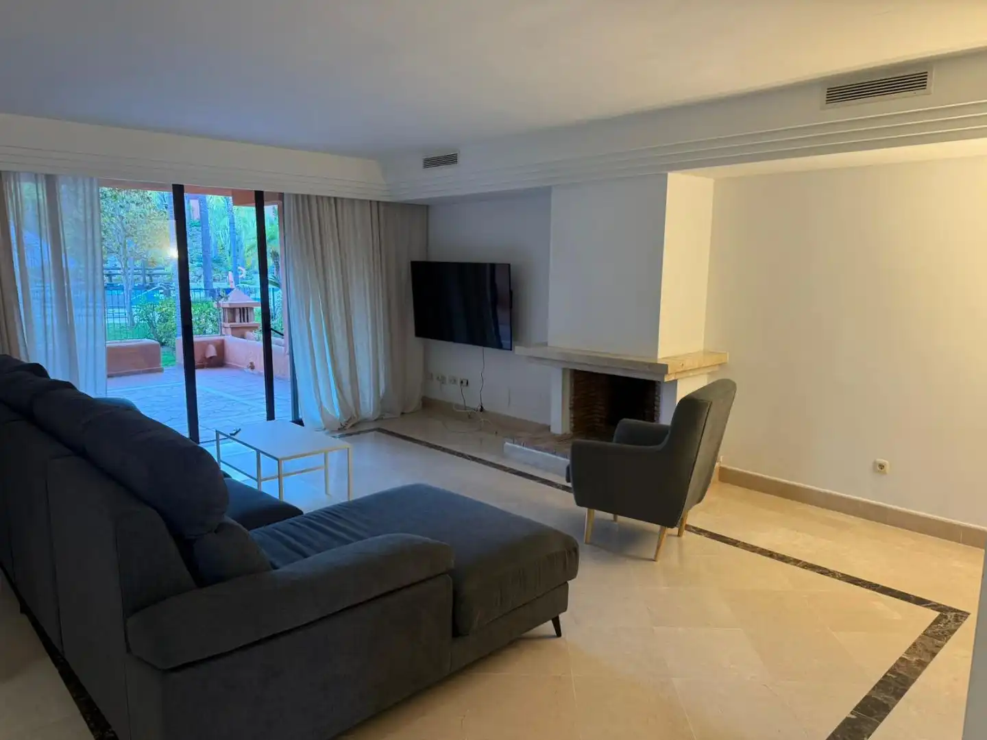 Flat for rent in Urbanización la Alzambra, 1, Puerto Banús Flat for rent in Urbanización la Alzambra, 1, Puerto Banús