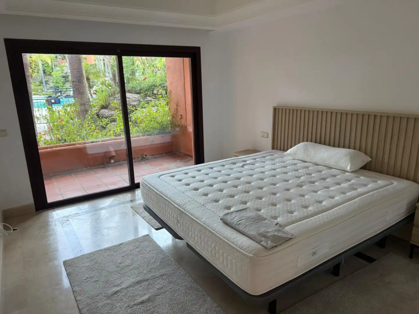 Flat for rent in Urbanización la Alzambra, 1, Puerto Banús Flat for rent in Urbanización la Alzambra, 1, Puerto Banús