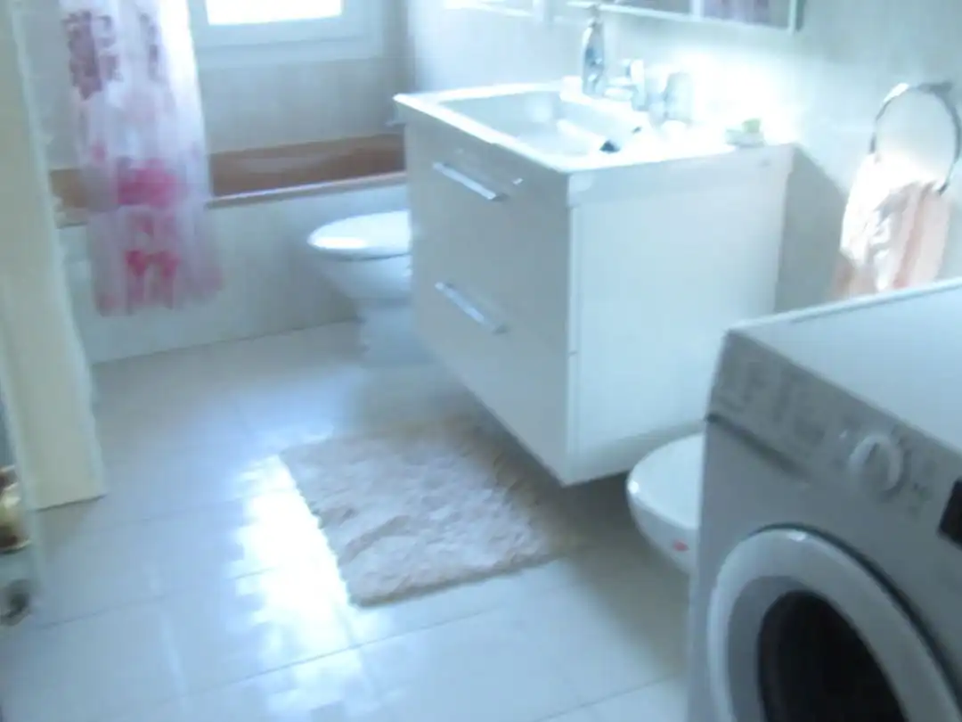 Flat for sale in Calle Carlos Marx, 9, El Polígono Bathroom of Flat for sale in Gijón