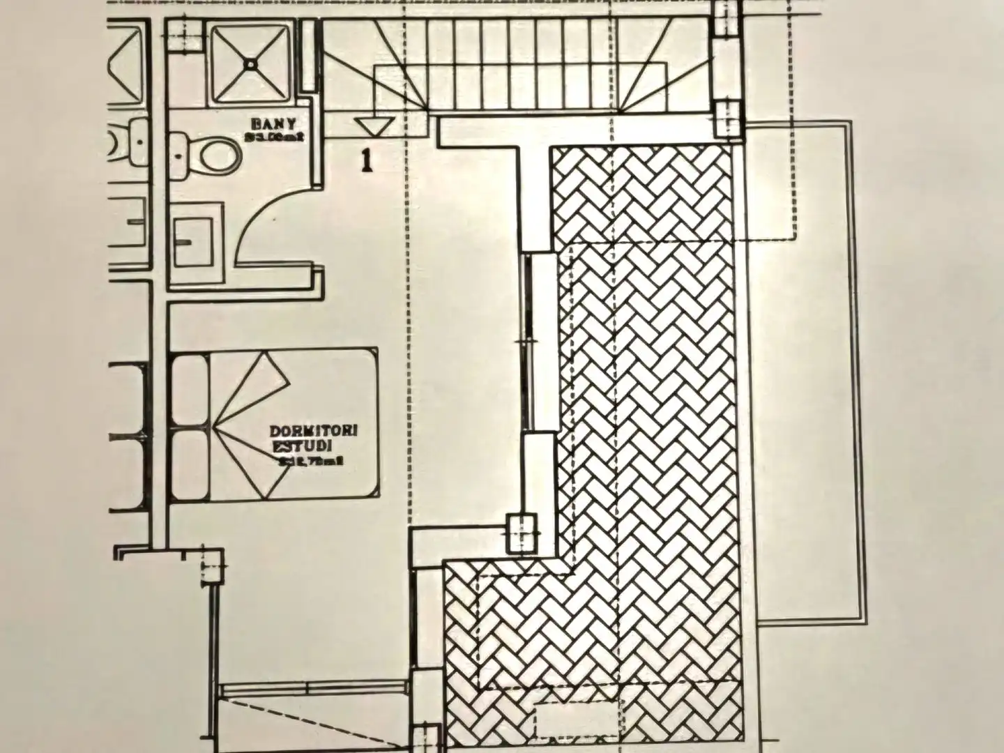 Wohnung zum Verkauf in Terrassa mit Klimaanlage, Terrasse und Balkon