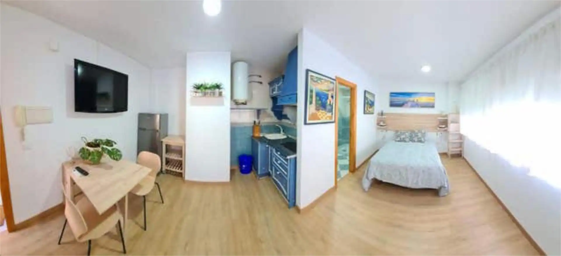 Estudio de alquiler en La Carihuela - Los Nidos Habitación de Estudio de alquiler en Torremolinos con Terraza y Amueblado
