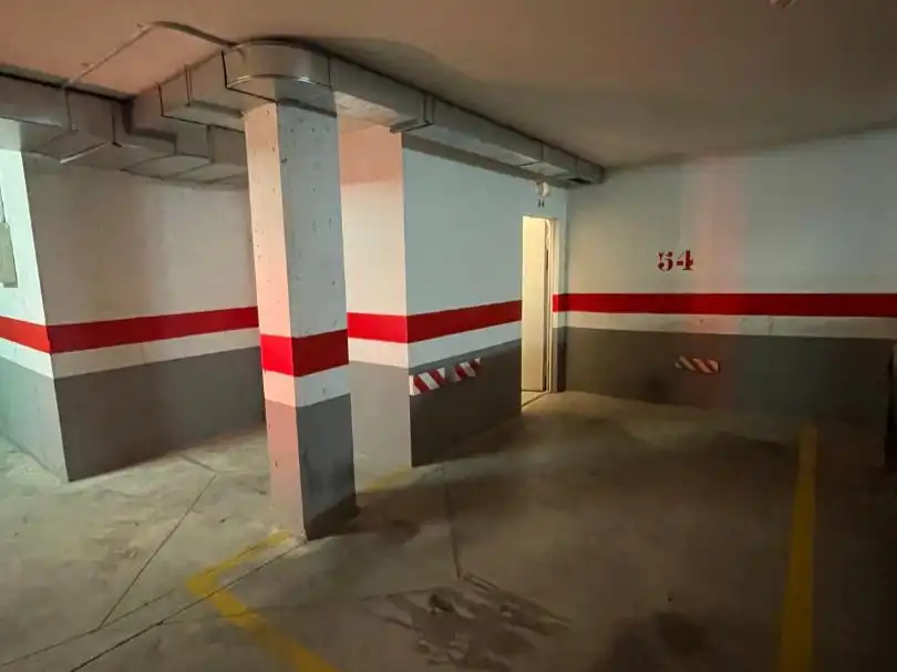 Parking de Piso en venta en Huesca con Aire acondicionado, Calefacción y Parquet