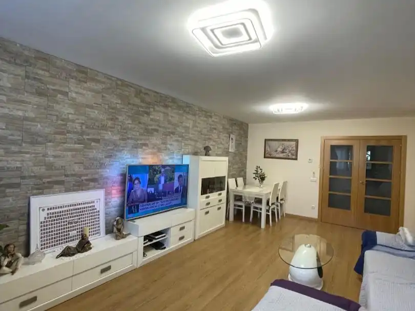 Sala de estar de Piso en venta en Huesca con Aire acondicionado, Calefacción y Parquet