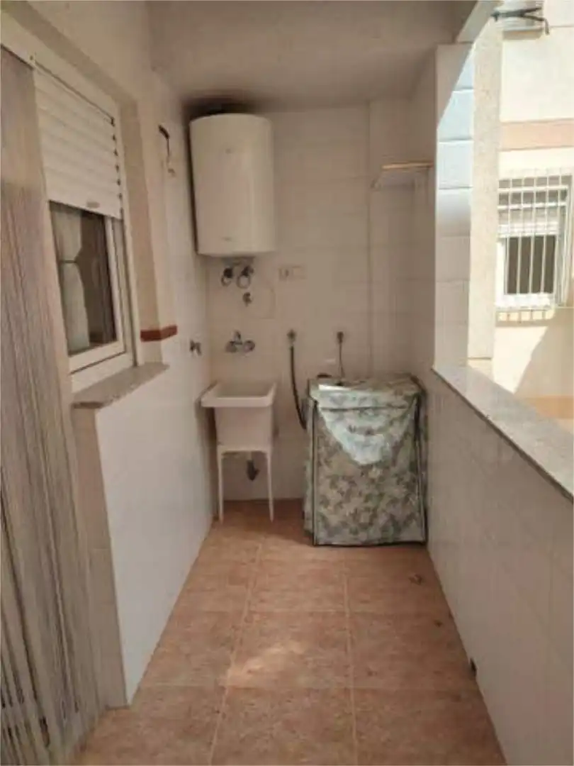 Baño de Piso en venta en Abanilla con Calefacción, Terraza y Amueblado