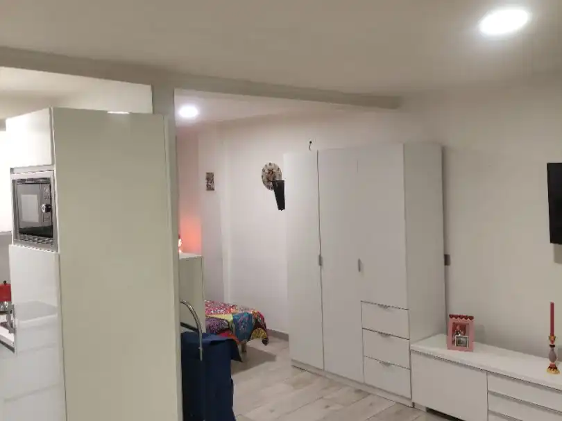 Estudi en venda a Calle Pelayo, 14, Guanarteme Dormitori de Estudi en venda en Las Palmas de Gran Canaria amb Aire condicionat