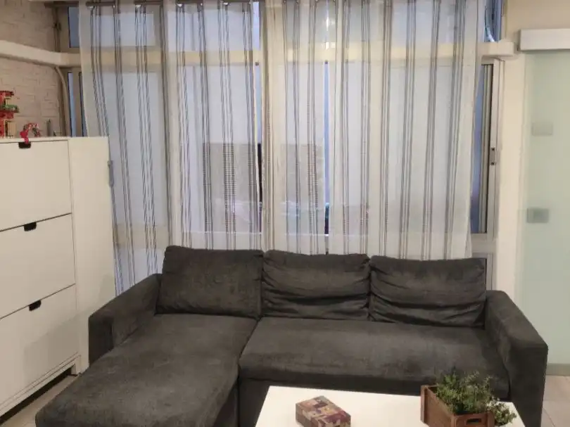 Estudi en venda a Calle Pelayo, 14, Guanarteme Sala d'estar de Estudi en venda en Las Palmas de Gran Canaria amb Aire condicionat
