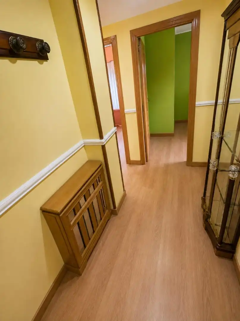 Piso en venta en Calle de Muniesa, 2, Oliver Piso en venta en Zaragoza con Aire acondicionado, Calefacción y Parquet
