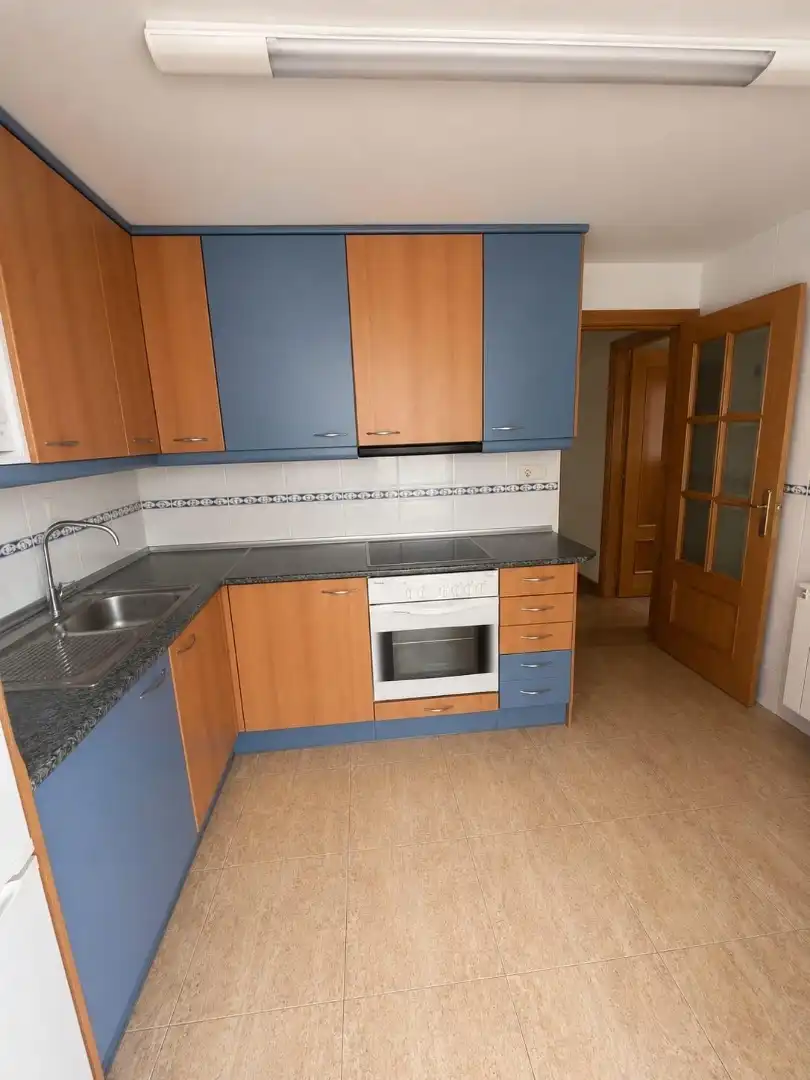 Piso en venta en Calle de Muniesa, 2, Oliver Cocina de Piso en venta en Zaragoza con Aire acondicionado, Calefacción y Parquet