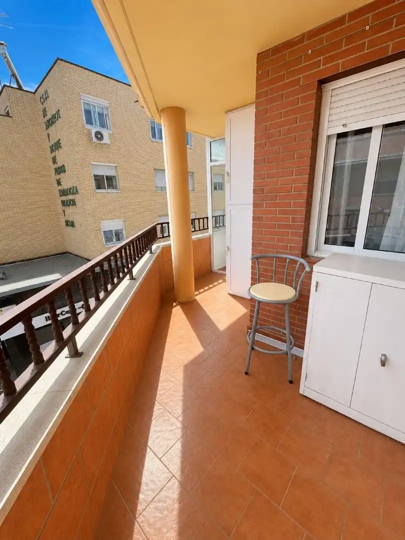 Piso en venta en Calle de Muniesa, 2, Oliver Terraza de Piso en venta en Zaragoza con Aire acondicionado, Calefacción y Parquet