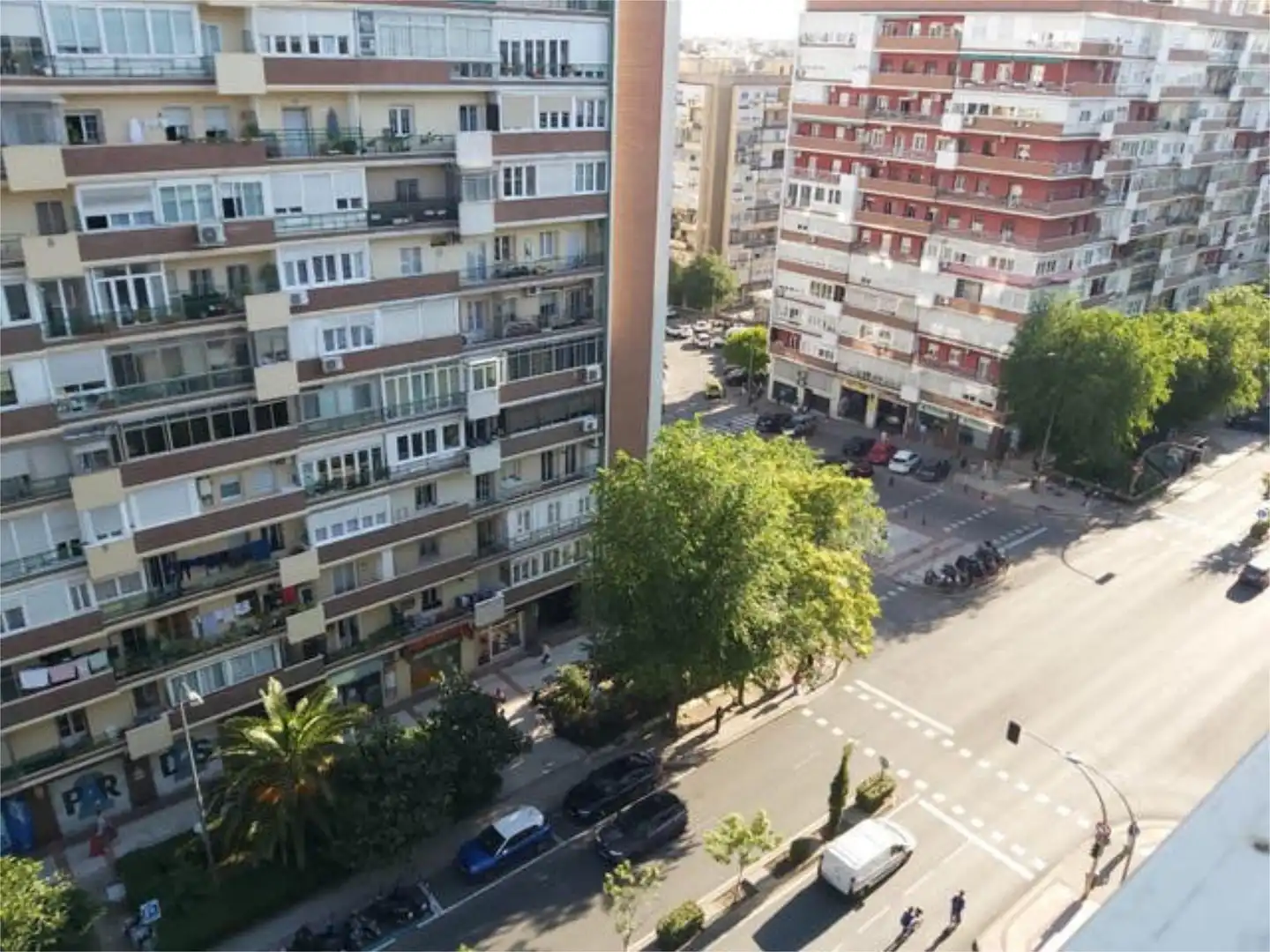 Exterior view of Flat for rent in Madrid  with Heating, Terrace and Furnished