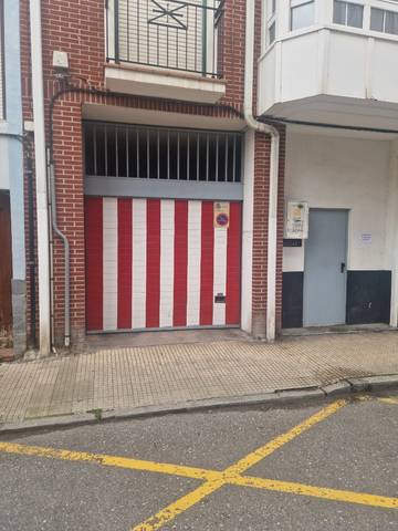 Garaje en Alquiler en Calle Lino Casimiro Iborra, 28 en Santoña
