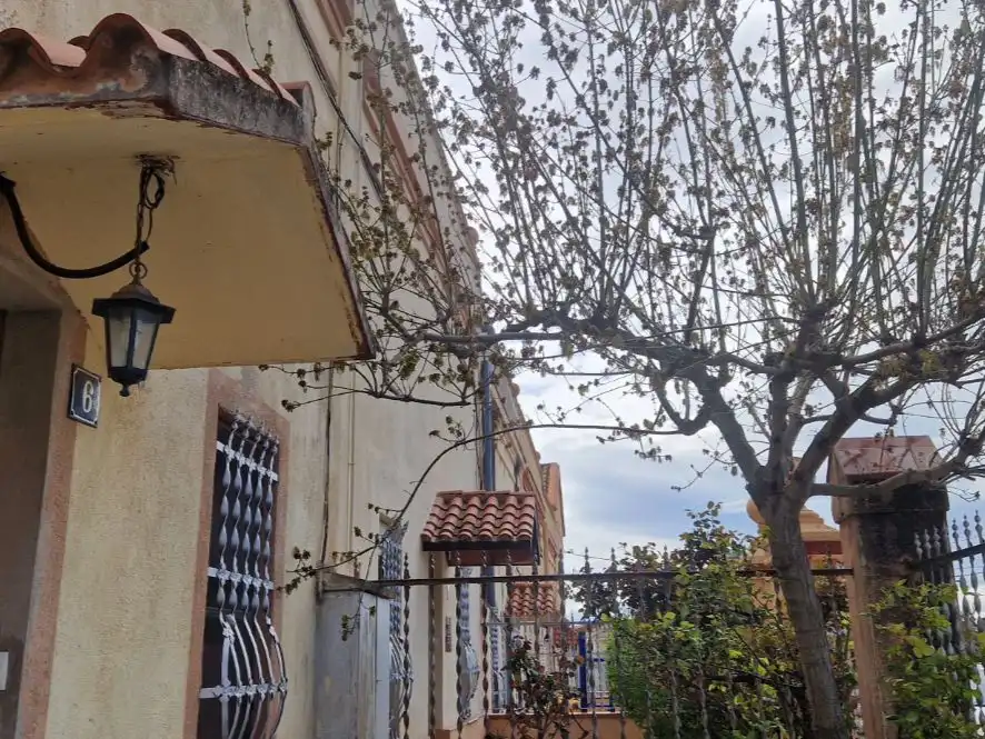 Außenansicht von Einfamilien-Reihenhaus zum Verkauf in El Pla de Santa Maria mit Heizung, Terrasse und Abstellraum