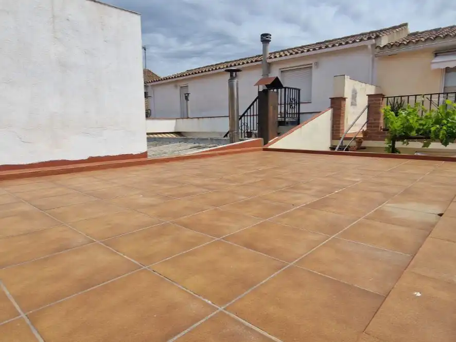 Terrasse von Einfamilien-Reihenhaus zum Verkauf in El Pla de Santa Maria mit Heizung, Terrasse und Abstellraum