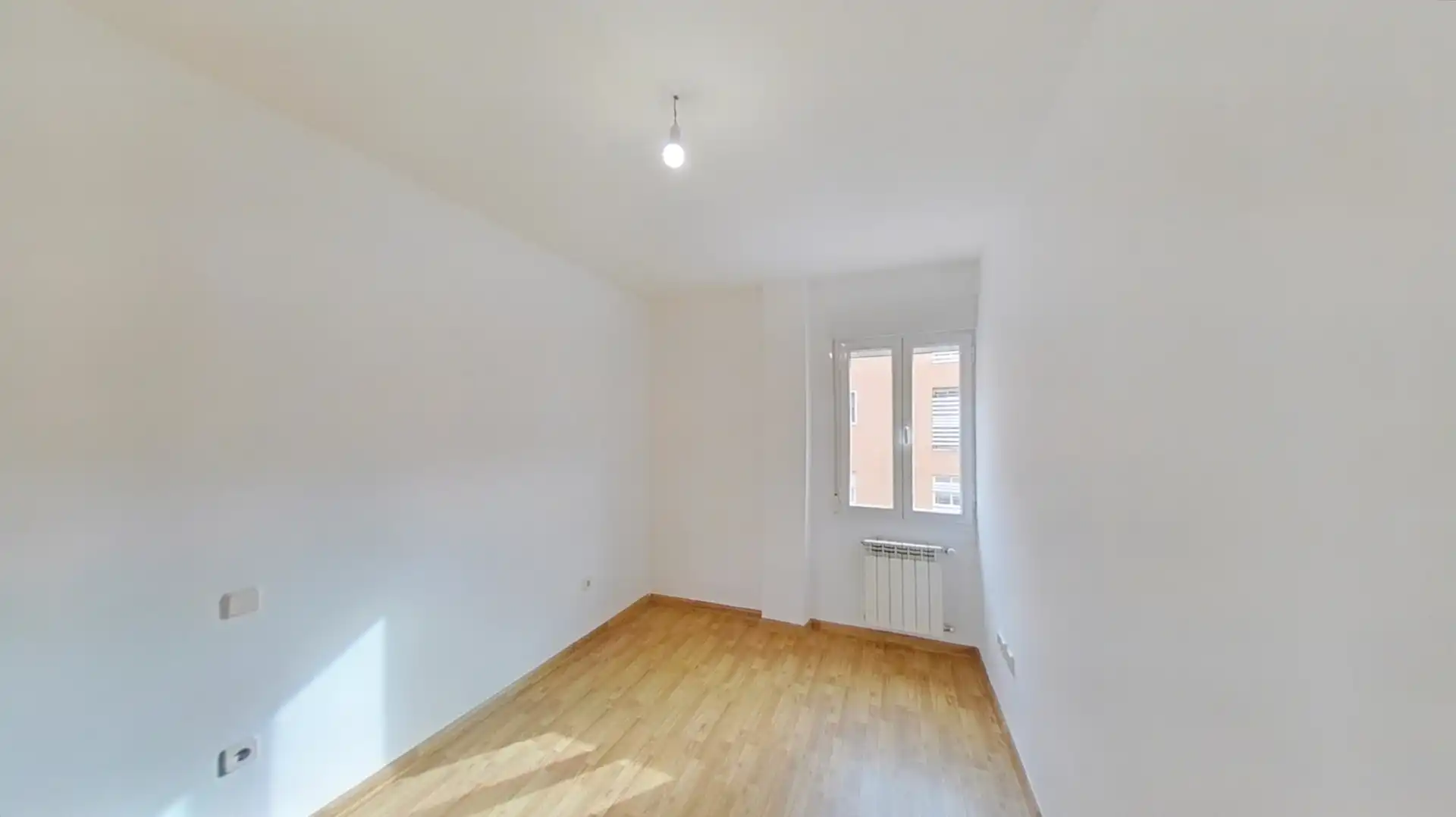 Habitación de Piso de alquiler en Parla con Calefacción, Parquet y Terraza