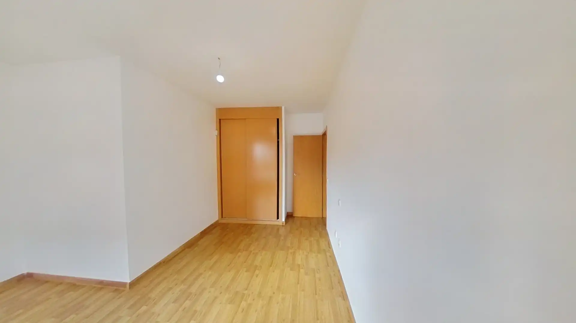 Habitación de Piso de alquiler en Parla con Calefacción, Parquet y Terraza