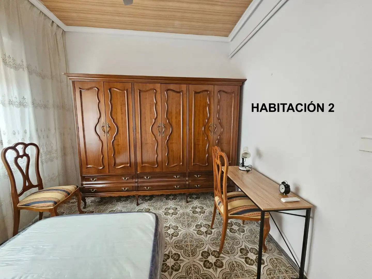 Schlafzimmer von Wohnung zur untervermieten in Albacete mit Klimaanlage, Heizung und Möbliert
