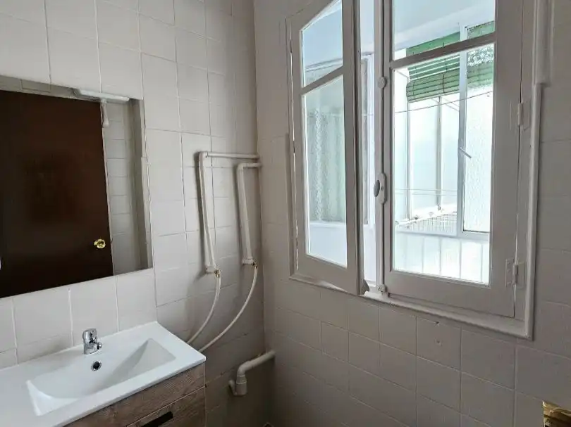 Badezimmer von Wohnung zur untervermieten in Albacete mit Klimaanlage, Heizung und Möbliert